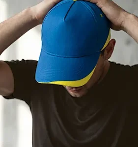 Gorra Bicolor Personalizada con Logo - Bordado profesional La Imprenta de las Camisetas